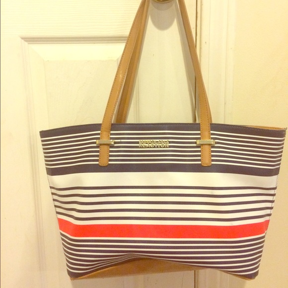 Kenneth Cole bag