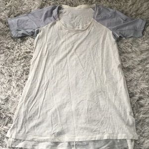 Lululemon heather gray and blue t shirt.
