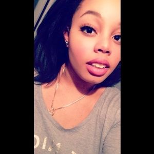 Meet your Posher, Ciara