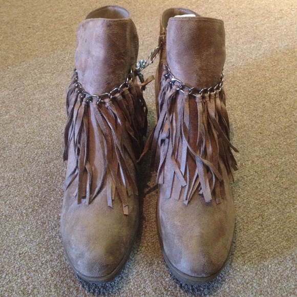 Brown wedge fringe booties