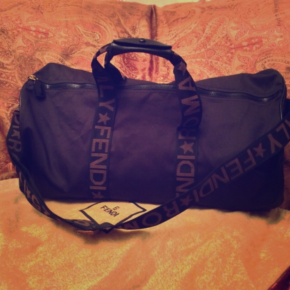 Fendi duffle bag - Picture 1 of 1
