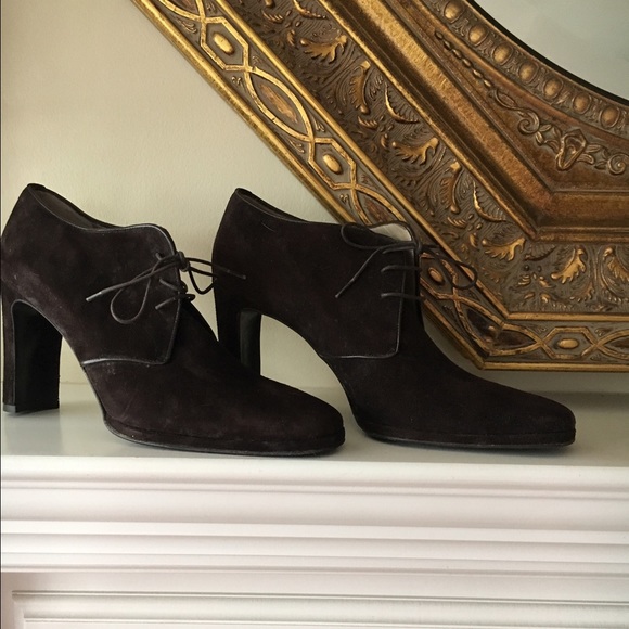 Ellen Tracy vintage brown suede shoe boot