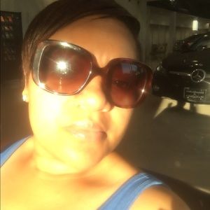 Meet your Posher, Charlene