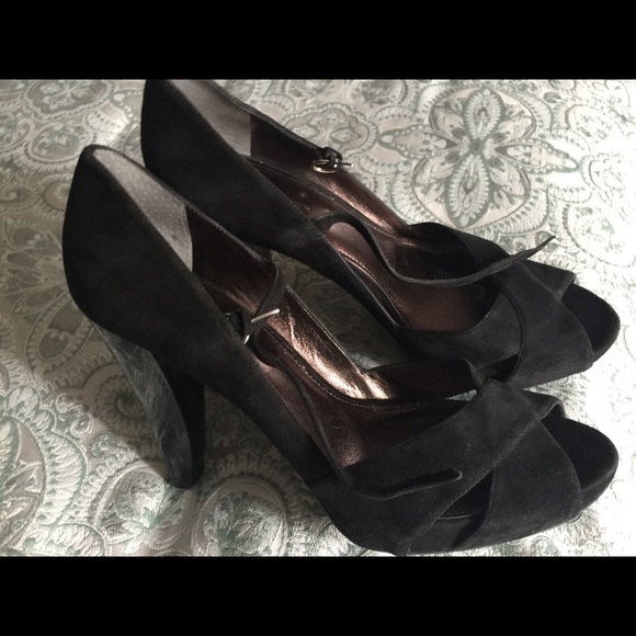 Ladies shoes