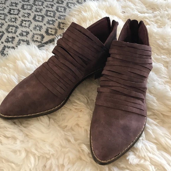 Beautiful Eggplant ankle booties