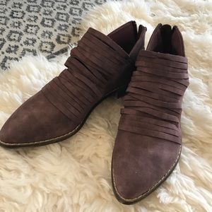 Beautiful Eggplant ankle booties