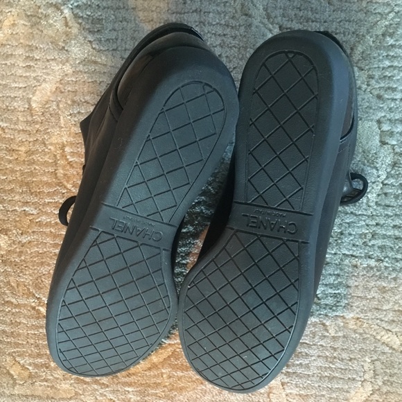 Chanel sneakers - Picture 3 of 3