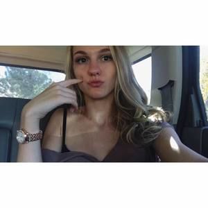 Meet your Posher, Jasmine