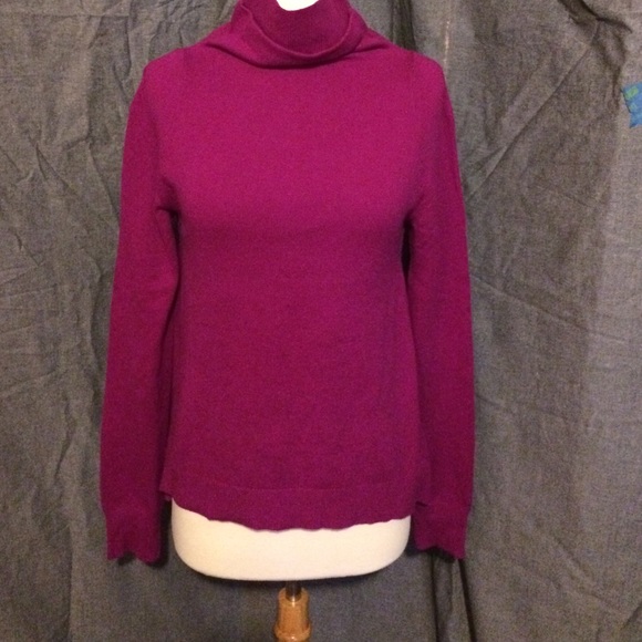 Cashmere turtleneck by DVF