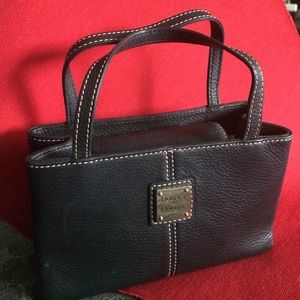 Small Dooney & Bourke handbag