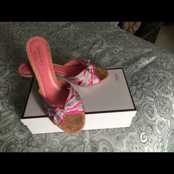 Ladies shoes