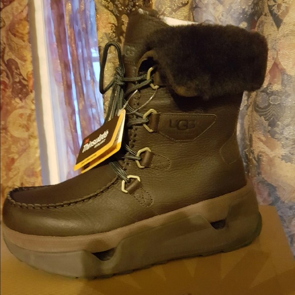 UGG men