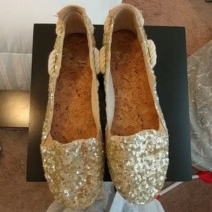 Gold sequin Gianni Bini flats