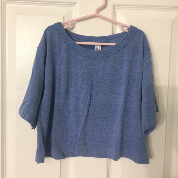 Blue t-shirt crop top