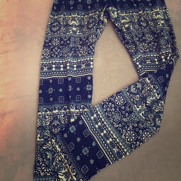 Maternity blue boho skinny pants