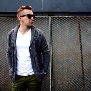 Meet your Posher, Johnathan