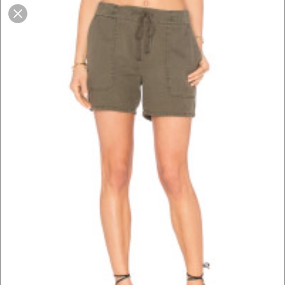 JAMES PERSE SIZE 1 SHORTS PRICE NEGOTIABLE