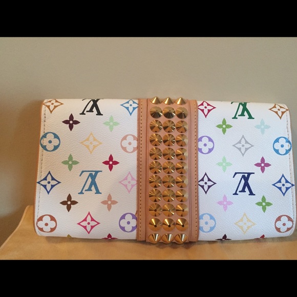 Louis Vuitton Clutch - Picture 2 of 4