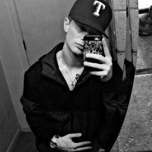 Meet your Posher, Harley