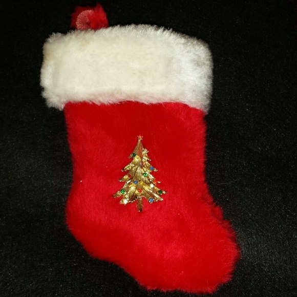 Original Vintage Jeweled Christmas Tree Pin