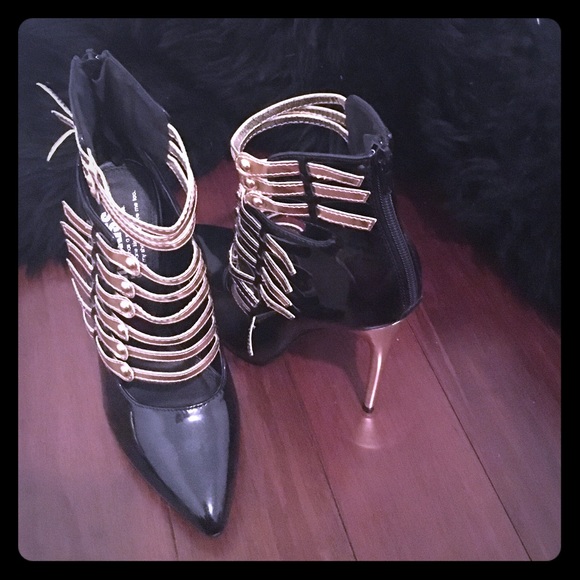 New black and gold boots
