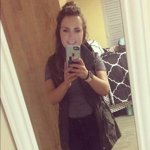 Meet your Posher, Brittany