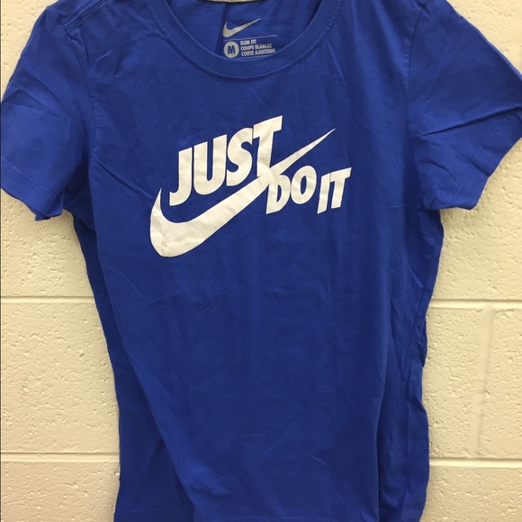 Nike t-shirt