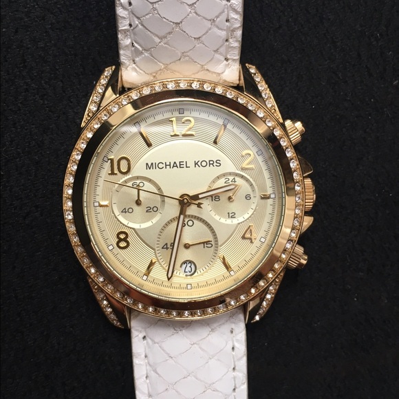 MICHAEL KORS white leather watch