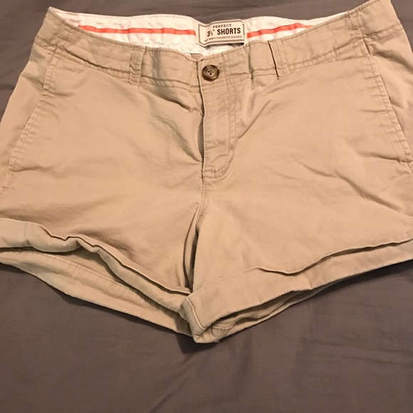 Khaki Old Navy shorts size 10