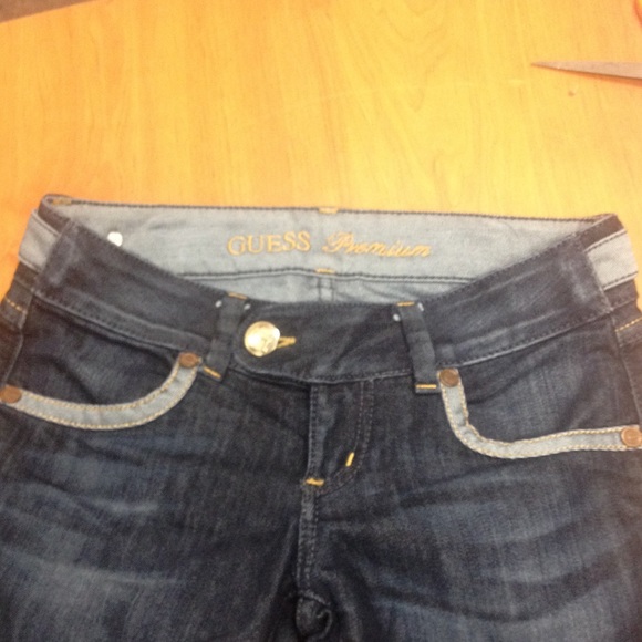 Jeans - Picture 3 of 3