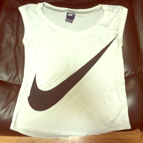 Nike tank
