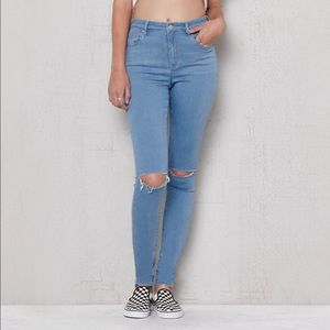 Light blue high waisted jeans!