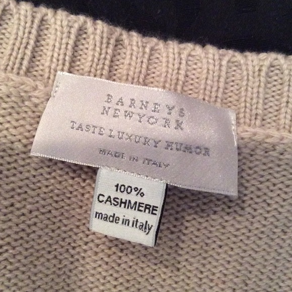 BARNEYS NEW YORK Cashmere Sweater - Picture 3 of 3