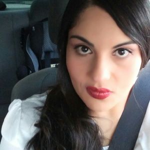 Meet your Posher, Vivianette