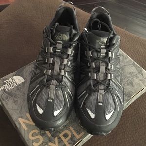 Track shoes. Brand new