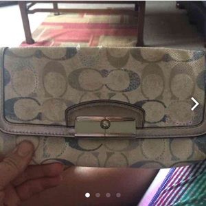 Coach wallet/clutch