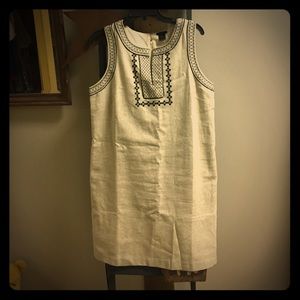NWT Size 12 Embroidered Ann Taylor sheath dress