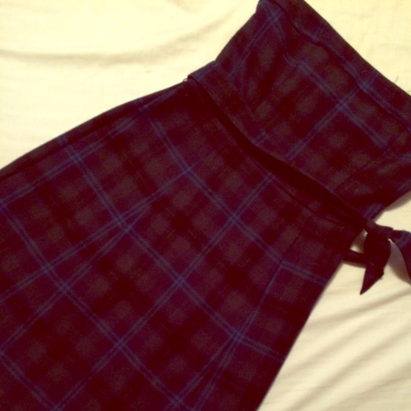 Plaid, sleeveless cocktail dress.