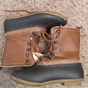 Ladies duck boots!