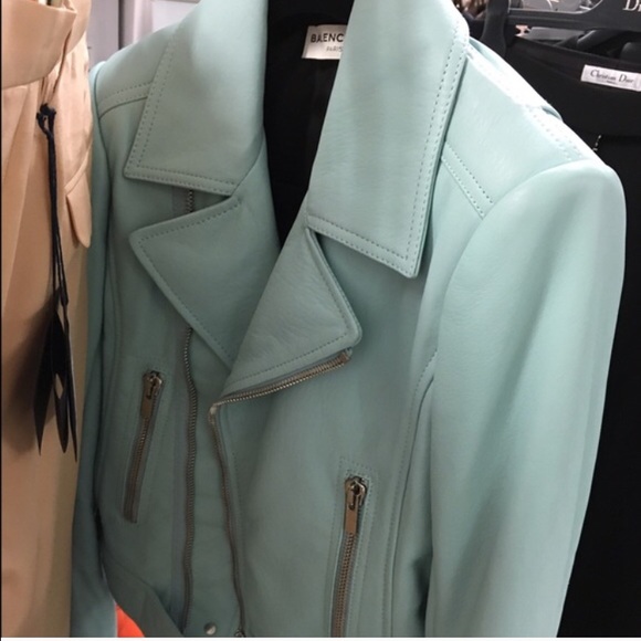 💢SOLD💢Balenciaga leather jacket NWT 36 XS or S - Picture 5 of 7