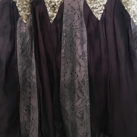 Top - Picture 3 of 3