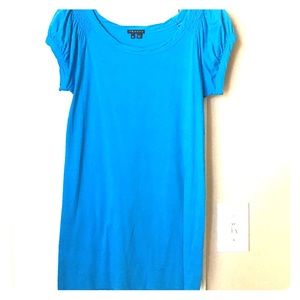 Theory bright blue short sleeve T