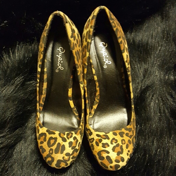 New Leopard wedges