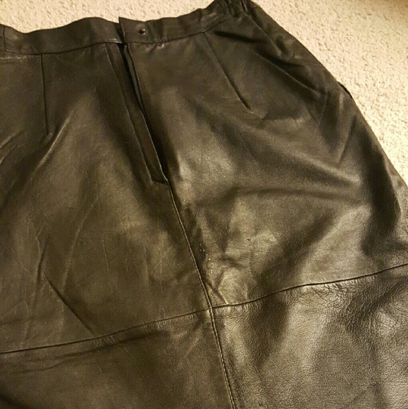 VINTAGE 1970s Genuine Leather Pencil Skirt - Picture 3 of 3