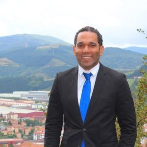 Meet your Posher, Jose cristobal