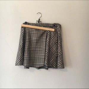 Hounds tooth, circle skirt