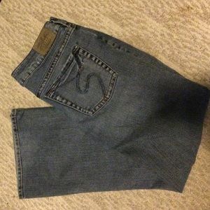Silver Suki Jeans size 33/30