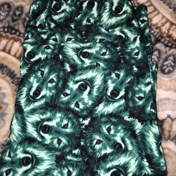 Lularoe TC wolf legging. NWT