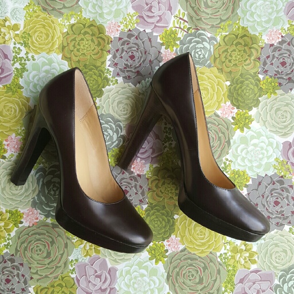 Michael Kors Platform Pumps - Picture 2 of 4