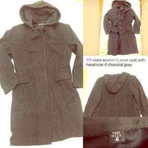 🎉SOLD!🎉Gray wool peacoat w hood 35"L 19"apit